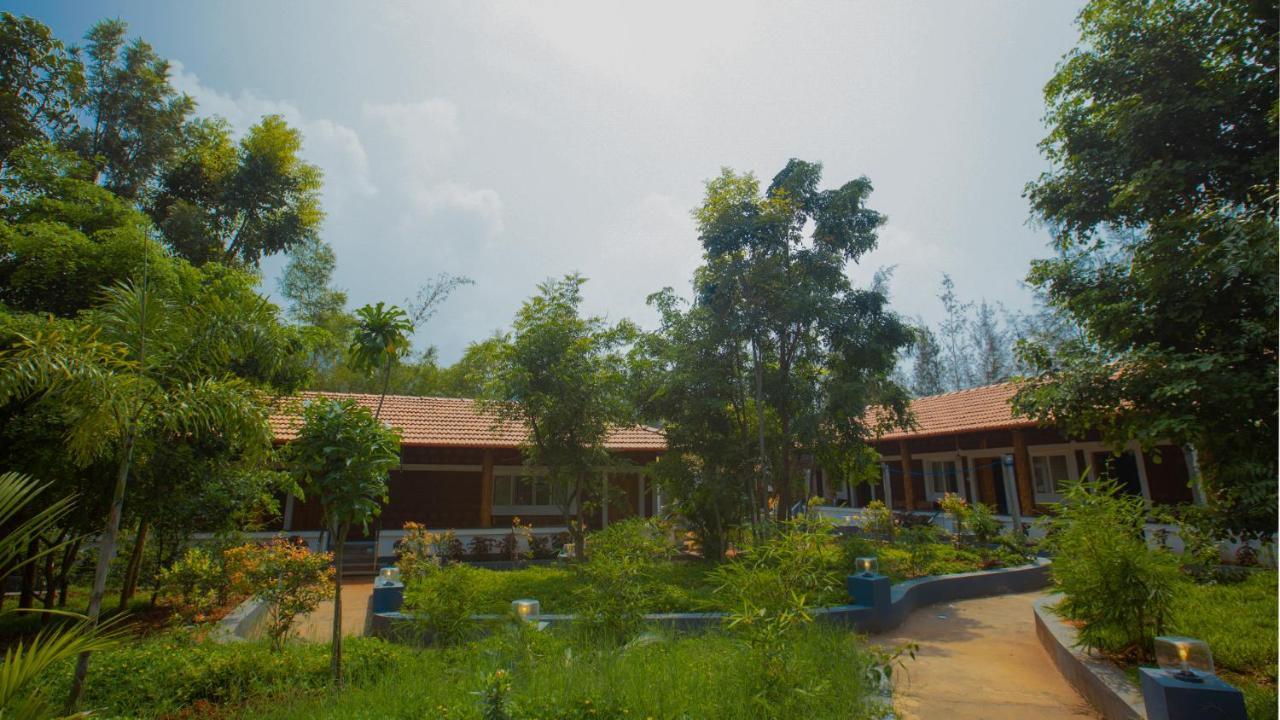 Aara Jungle Resort Coimbatore Eksteriør billede