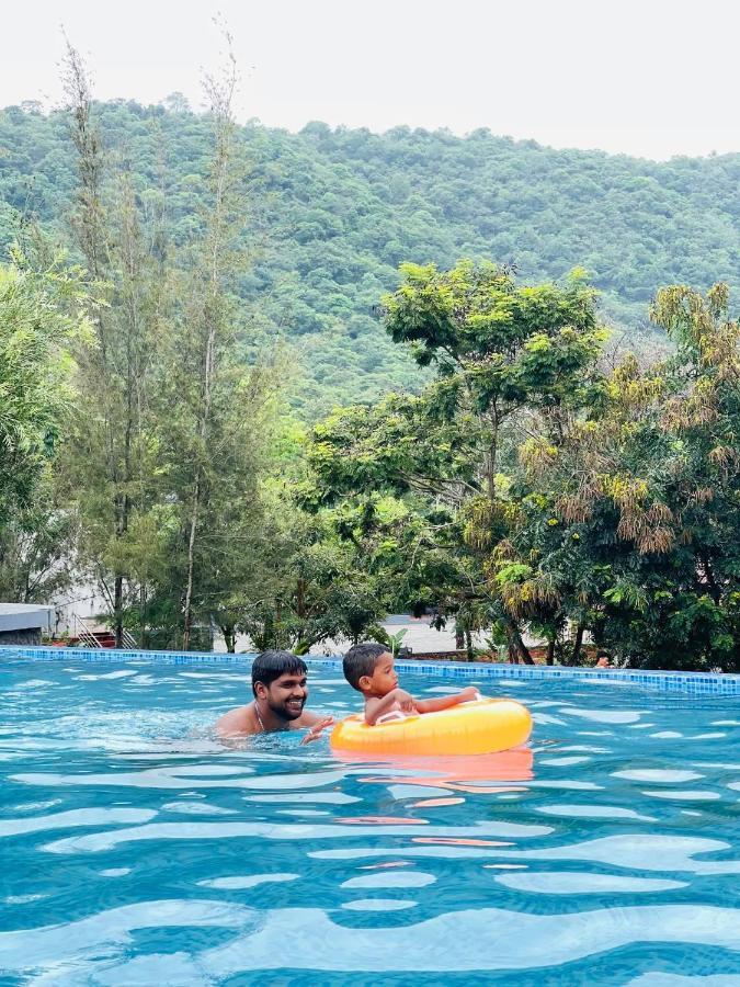 Aara Jungle Resort Coimbatore Eksteriør billede