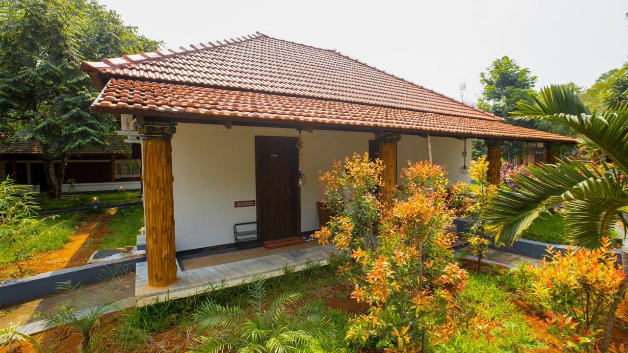 Aara Jungle Resort Coimbatore Eksteriør billede